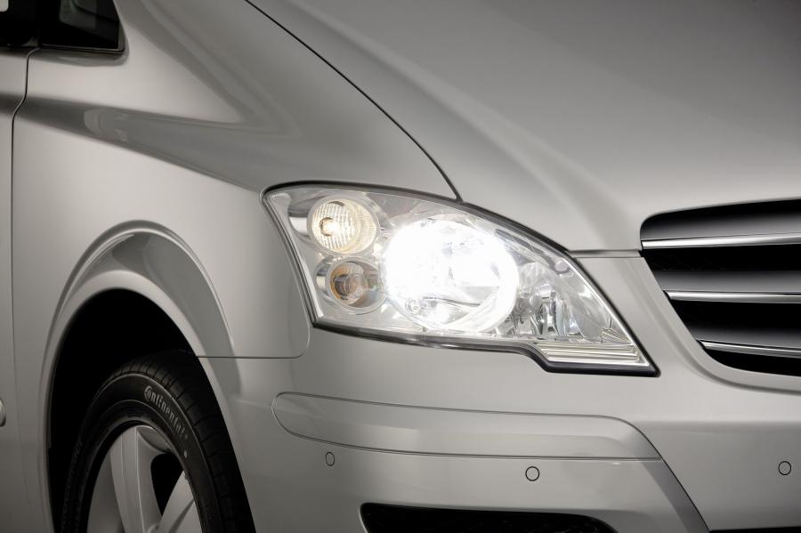  Mercedes-Benz Viano 2011 года  (фото 15 из 140)